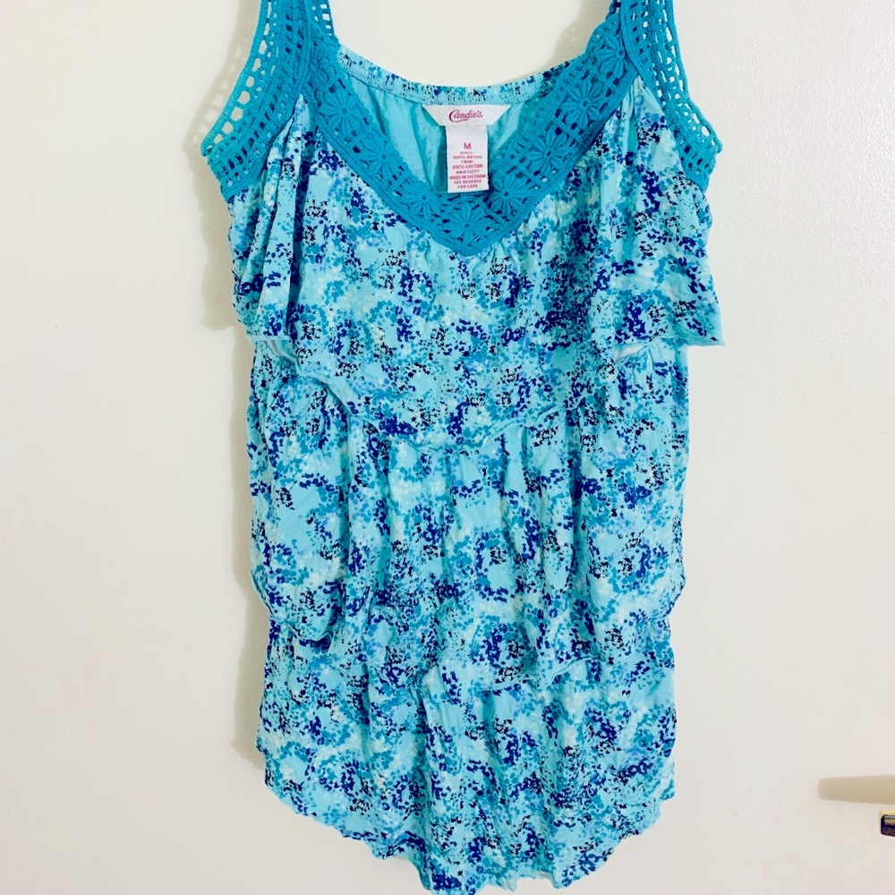 Tiered top